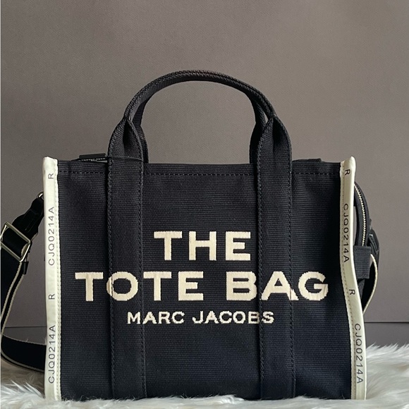 Marc Jacobs Handbags - 💰SOLD - Marc Jacobs The Jacquard Medium Tote Bag